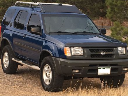 Excellent Condition Blue 2001 Nissan Xterra Se In Johnstown