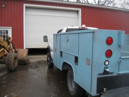 Good Condition White 2002 Chevrolet C3500 Silverado 3500
