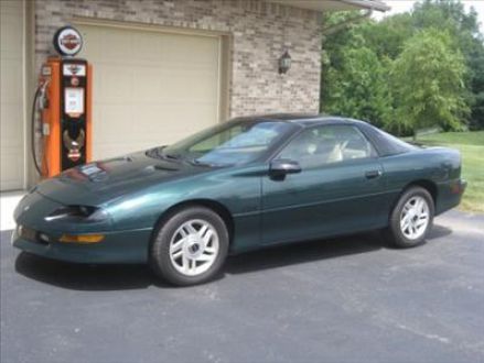 Excellent condition Dark Green 1995 Chevrolet Camaro Z28 in Tunker Indiana